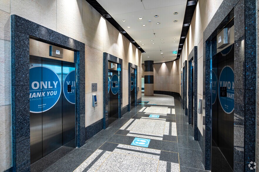 More Photos Of 105 Adelaide St W, Toronto Office For Lease