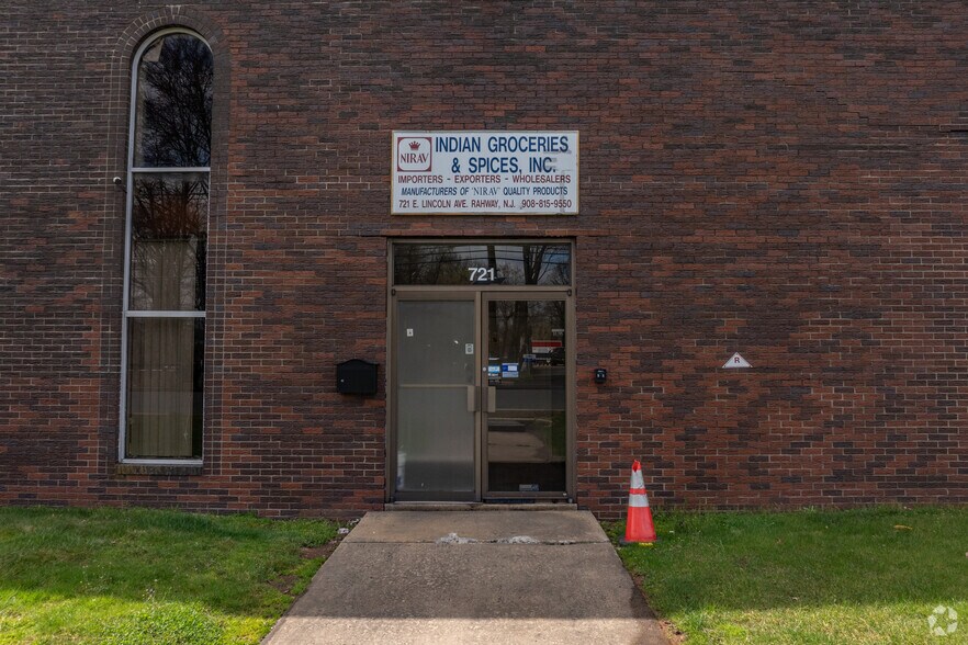 More Photos Of 721 E Lincoln Ave, Rahway Distribution For Sale