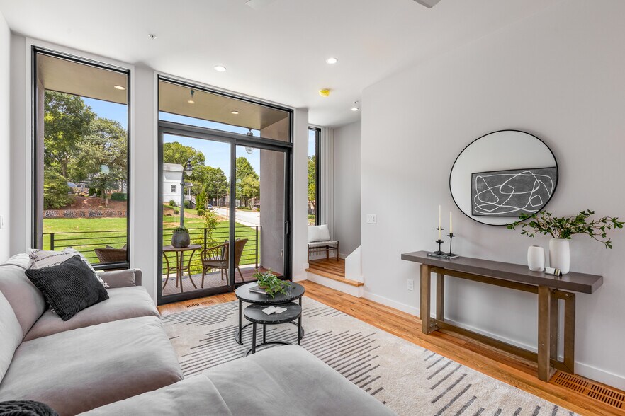 More Photos Of 105 Georgia Ave SE, Atlanta Apartments For Sale