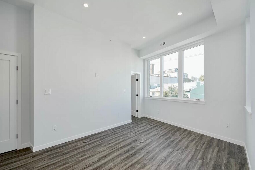 More Photos Of 2301 Frankford Ave, Philadelphia Apartments For Sale