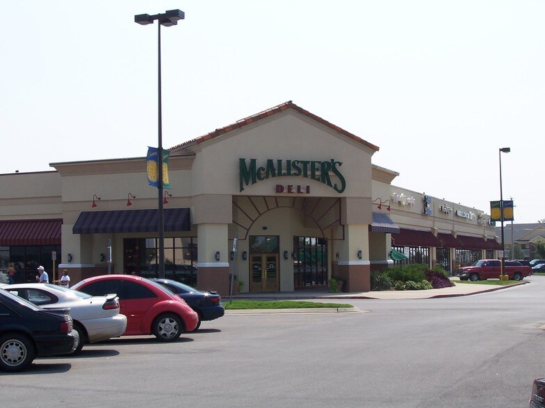 Primary Photo Of 12918 E 86th St N, Owasso General Retail For Lease