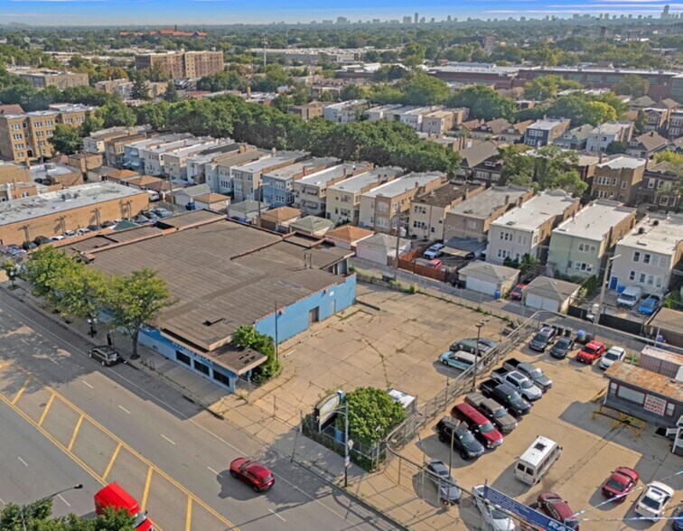 More Photos Of 3021 N Cicero Ave, Chicago Freestanding For Sale