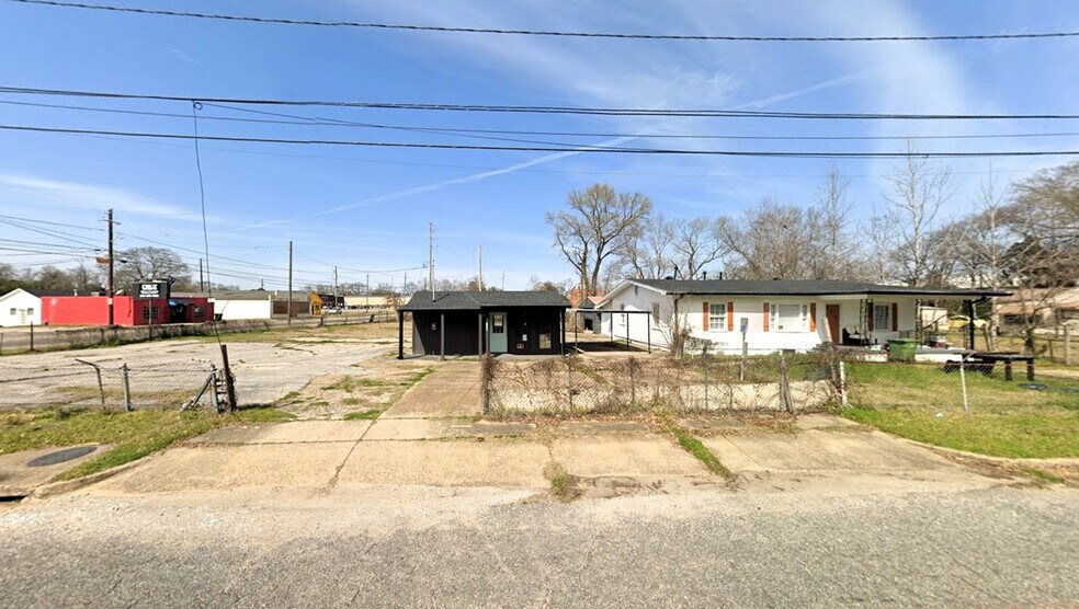 Primary Photo Of 3300 Lower Wetumpka Rd, Montgomery Office For Sale