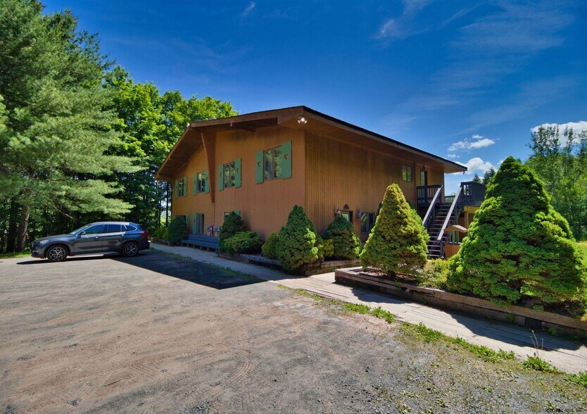 More Photos Of 218 NY-296, Windham Hotel For Sale