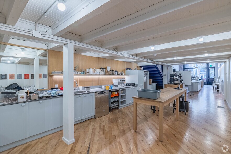 More Photos Of 313 1st Ave S, Seattle Office For Lease