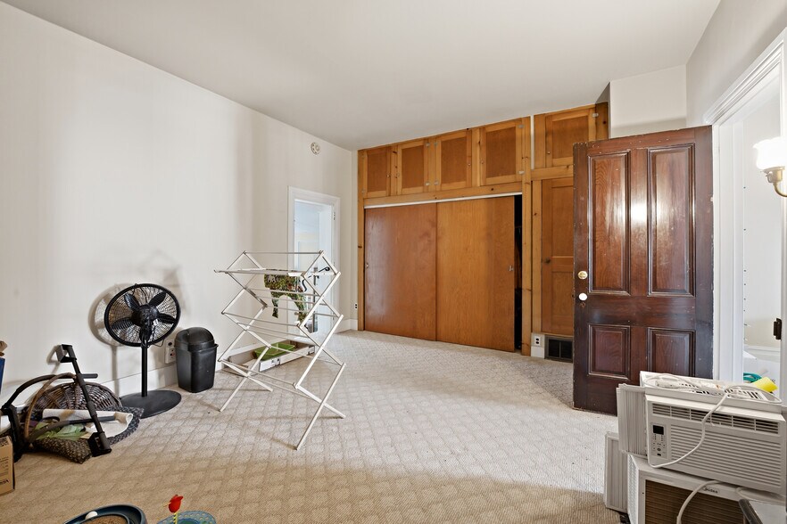 More Photos Of , Kutztown Unknown For Sale