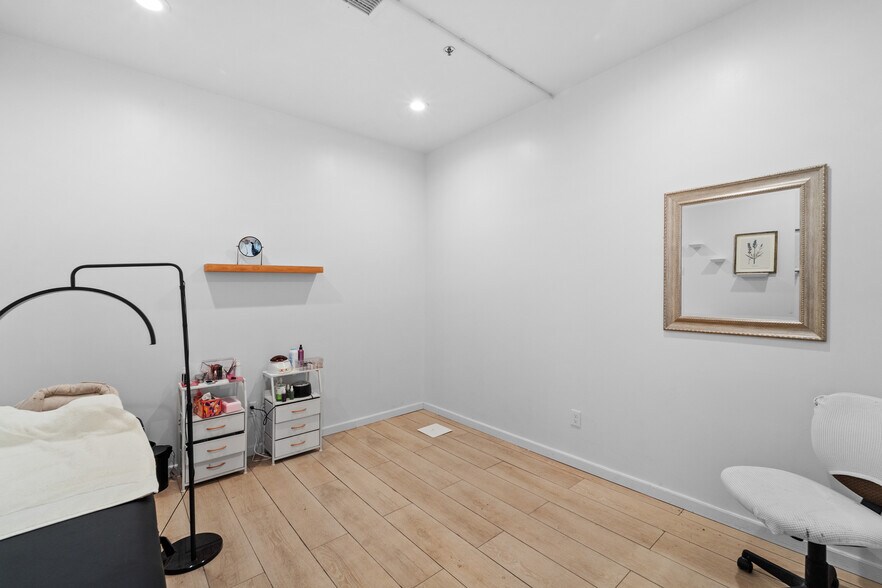 More Photos Of 3432-3440 S State St, Salt Lake City Fast Food For Sale