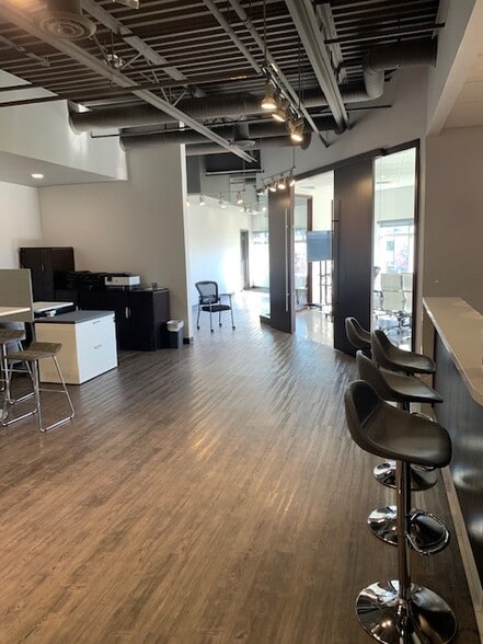 More Photos Of 15 Carlton Dr, St. Albert Flex For Sale