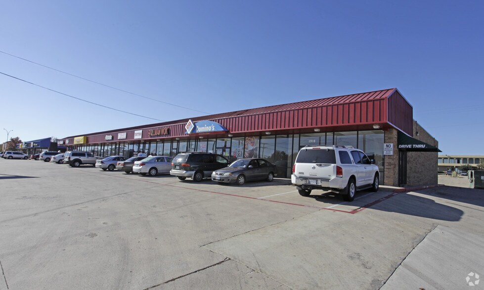 More Photos Of 1900-1918 Baird Farm Rd, Arlington Unknown For Lease
