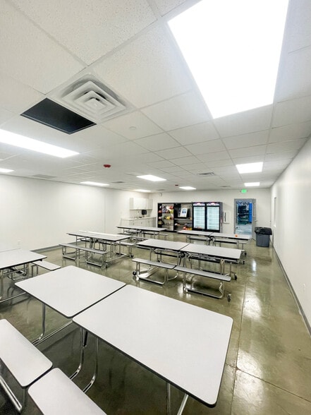 More Photos Of 2028 W Main St, Salem Industrial For Sale