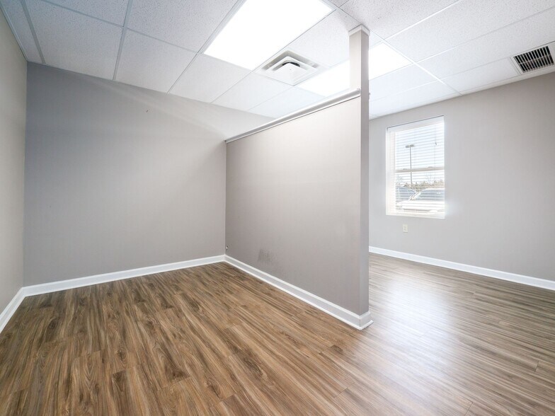 More Photos Of 951 Worthington Woods Loop Rd, Columbus Medical For Lease