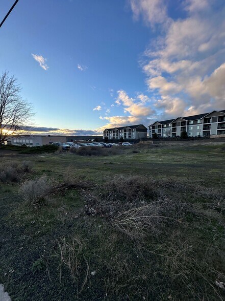 More Photos Of NKA Southgate, Pendleton Land For Sale