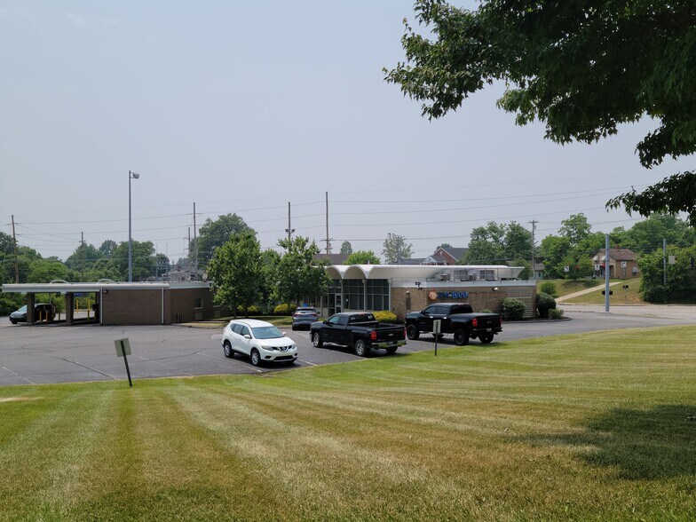 More Photos Of 8210 E Main St, Alexandria Bank For Sale