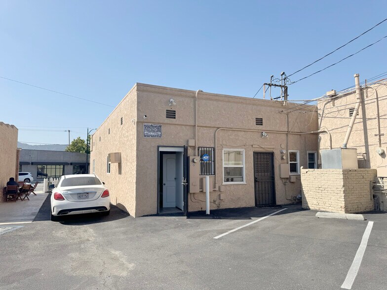 More Photos Of 2221-2225 W Olive Ave, Burbank Office Residential For Sale
