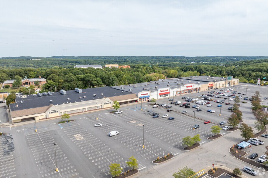 More Photos Of 525-543 Lincoln St, Worcester Unknown For Lease