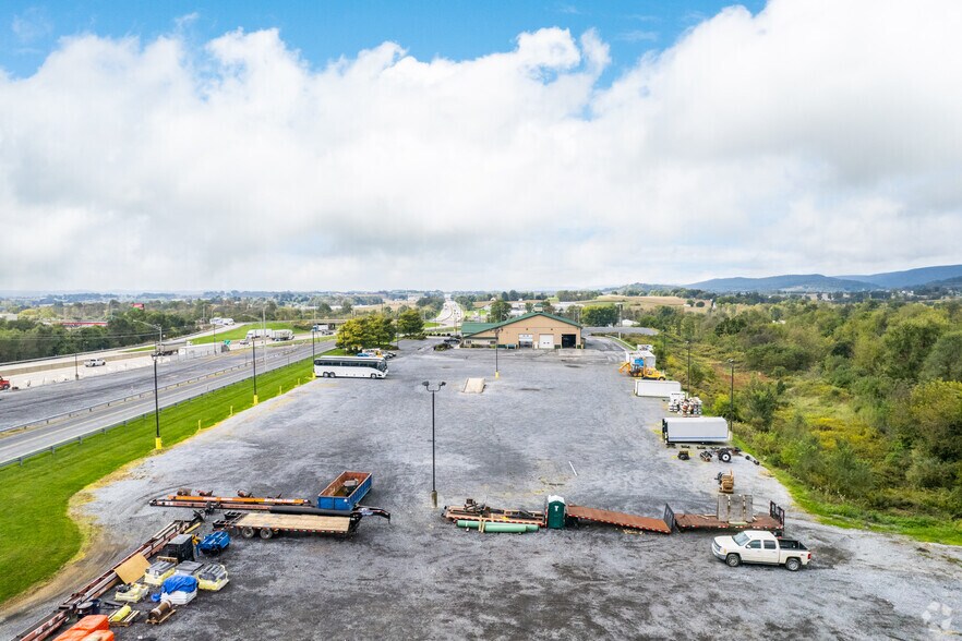 More Photos Of 655 Brown Rd, Myerstown Warehouse For Sale