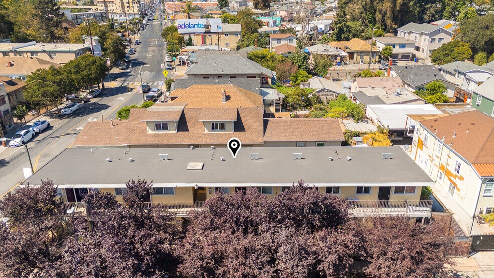 More Photos Of 2011 Rutherford St, Oakland Apartments For Sale