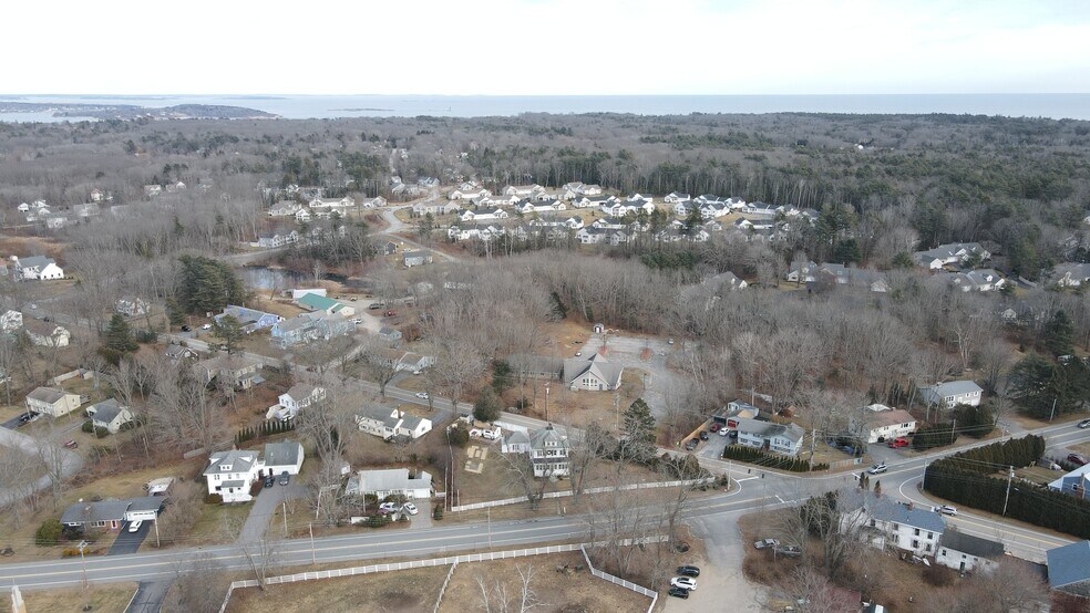 More Photos Of 126 Spurwink Ave, Cape Elizabeth Schools For Lease