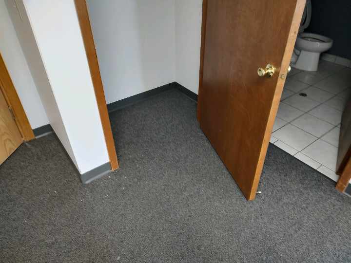 More Photos Of N168W20069 E Main St, Jackson Freestanding For Lease