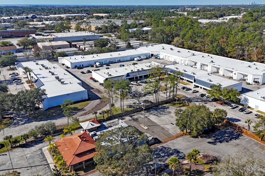 More Photos Of 8535 Baymeadows Rd, Jacksonville Unknown For Lease