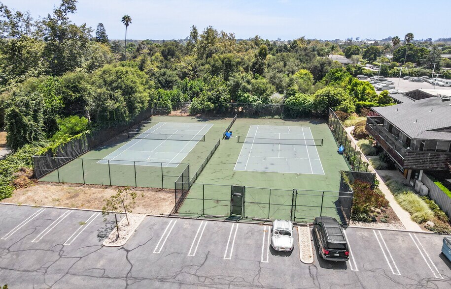 More Photos Of 122 S Patterson Ave, Santa Barbara Office For Sale