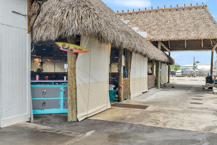 More Photos Of 27340 Overseas Hwy, Ramrod Key Hotel For Sale