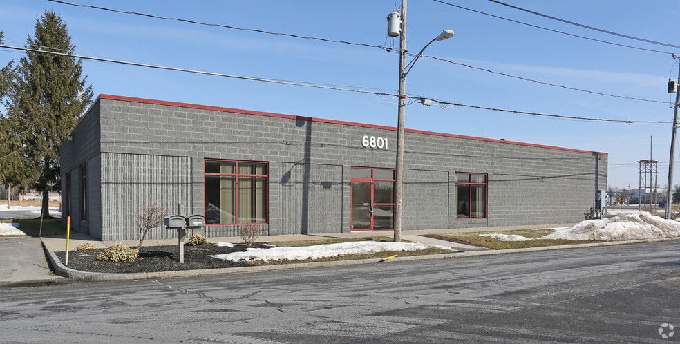 Primary Photo Of 6801 Old Collamer Rd Ext, East Syracuse Flex For Lease