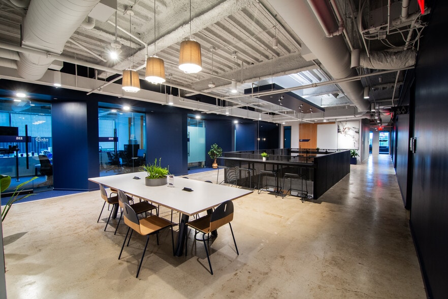 More Photos Of 750 N Saint Paul St, Dallas Coworking Space
