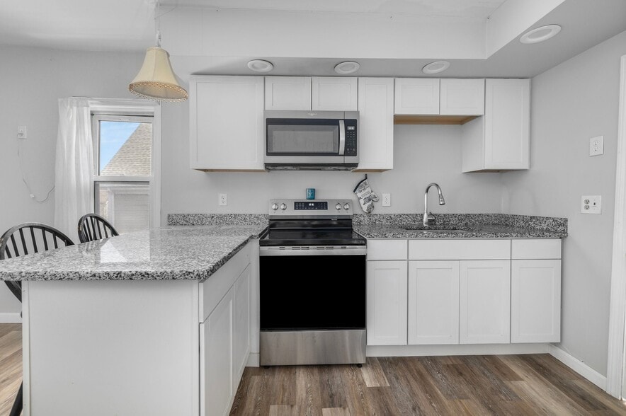 More Photos Of 41 E Transit St, Providence Apartments For Sale