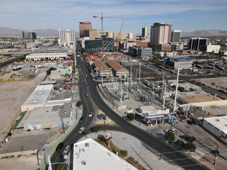 More Photos Of 710 S Main St, Las Vegas Storefront For Lease