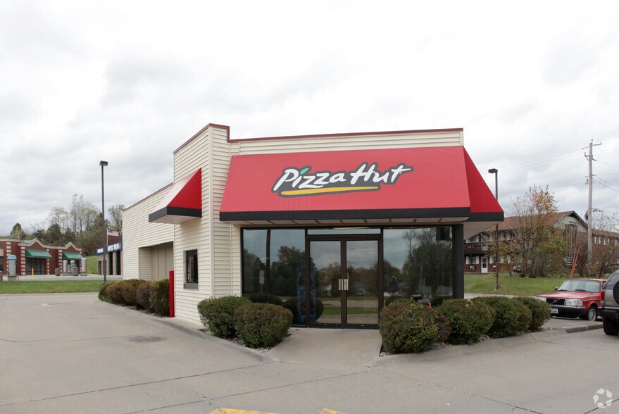 Primary Photo Of 2100 W Kimberly Rd, Davenport Restaurant For Sale