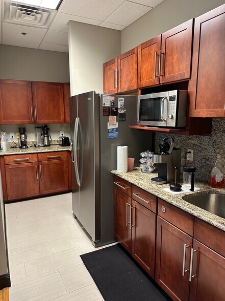 More Photos Of 320 1st St N, Jacksonville Beach Office Residential For Sale