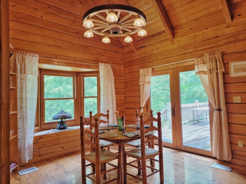 More Photos Of 9545 178th St, Mc Alpin Specialty For Sale