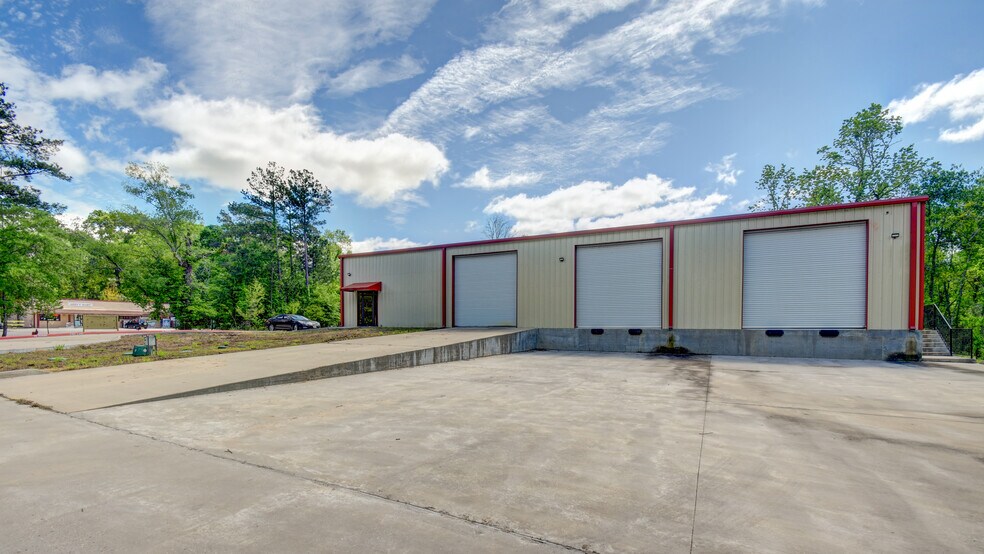 More Photos Of 24396 FM 2090 Rd, Splendora Light Distribution For Sale