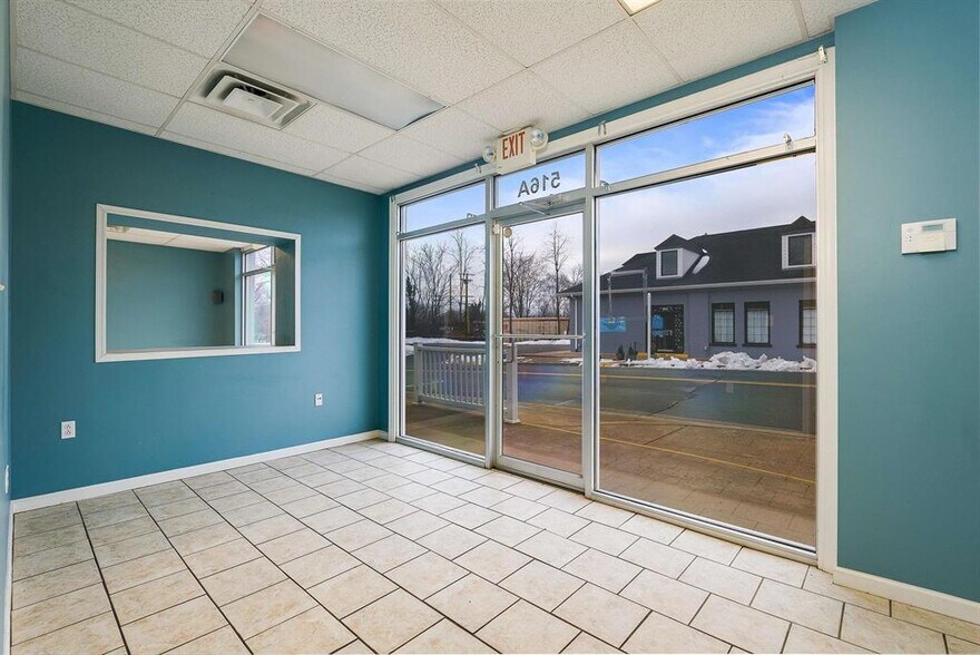 More Photos Of 516 1st St, Shenandoah Medical For Sale