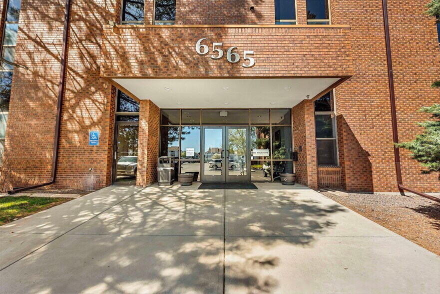 More Photos Of 6535 S Dayton St, Greenwood Village Office For Lease