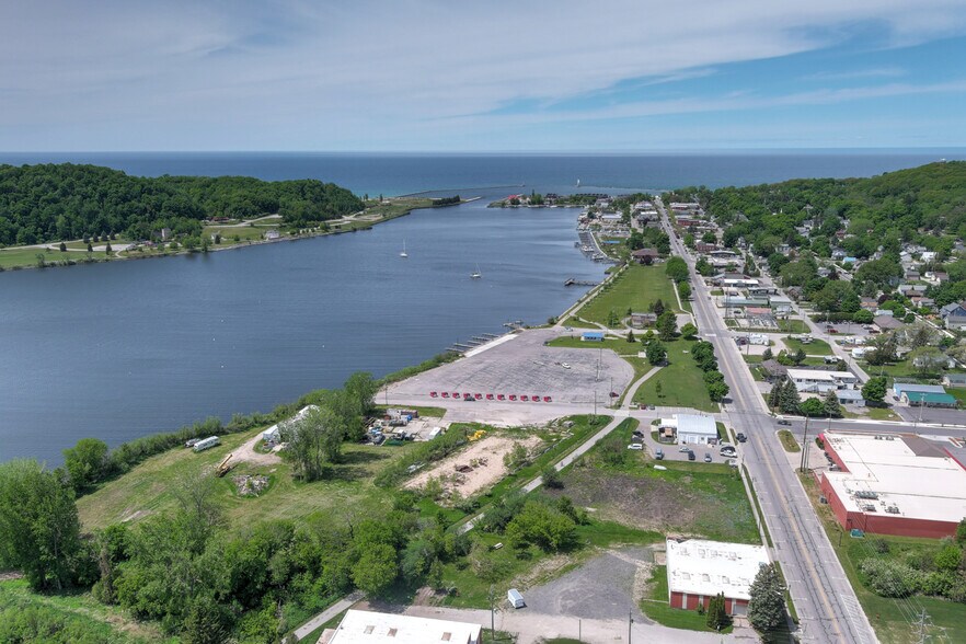More Photos Of 903-905 Main St, Frankfort Land For Sale