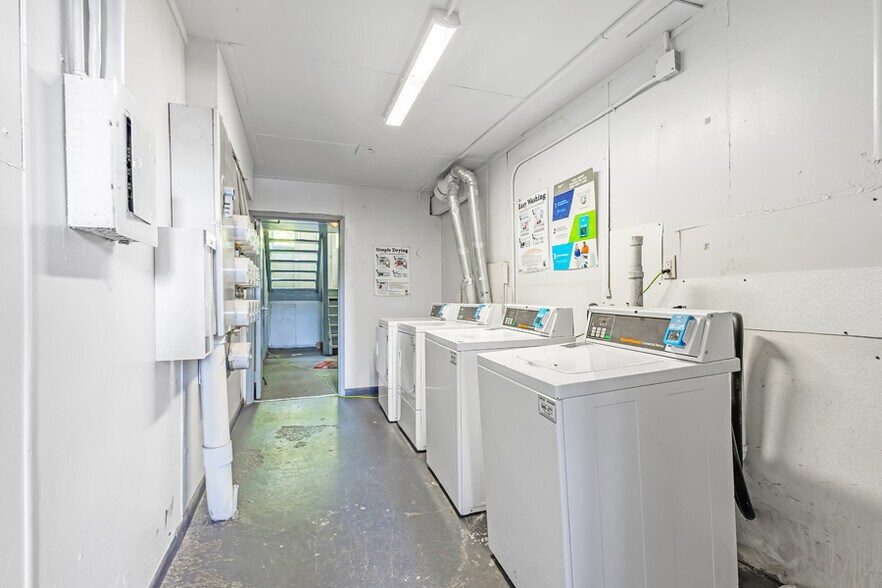More Photos Of 12322 3rd St, Grandview Apartments For Sale