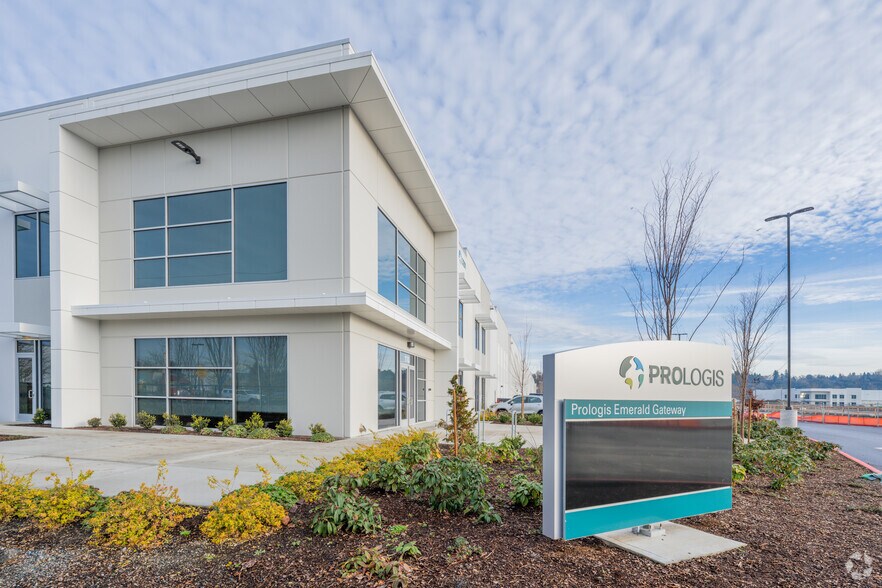 More Photos Of 3201 S Norfolk St, Seattle Distribution For Lease