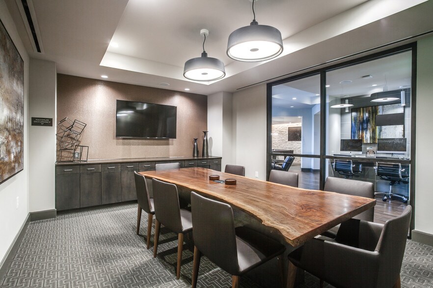 More Photos Of 5200 N O'Connor Blvd, Irving Unknown For Lease