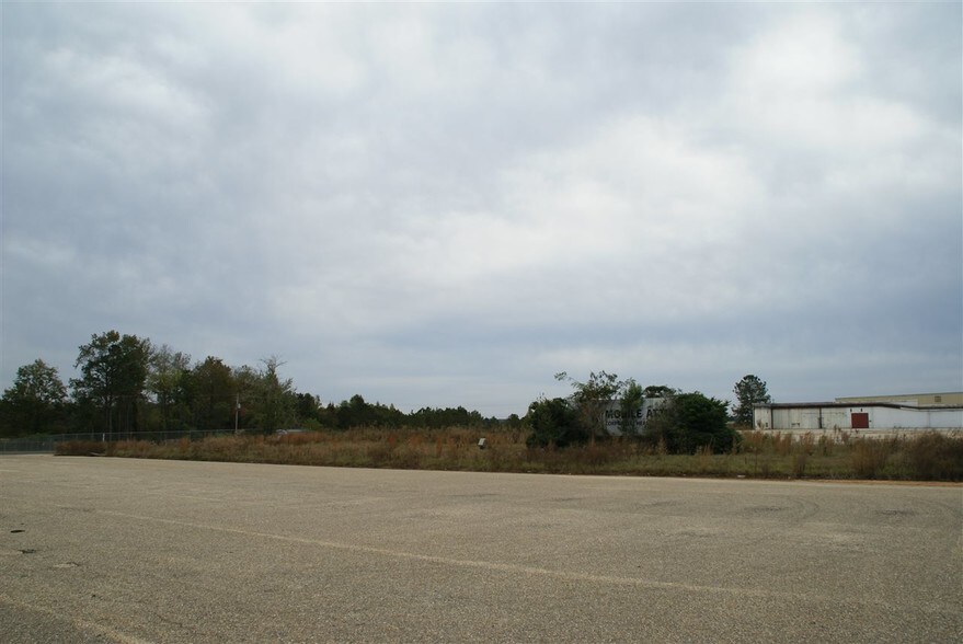 More Photos Of 2251 Old Curtis Rd, Elba Warehouse For Sale