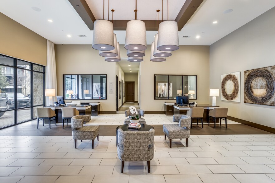 More Photos Of 4646 Amesbury Dr, Dallas Apartments For Lease