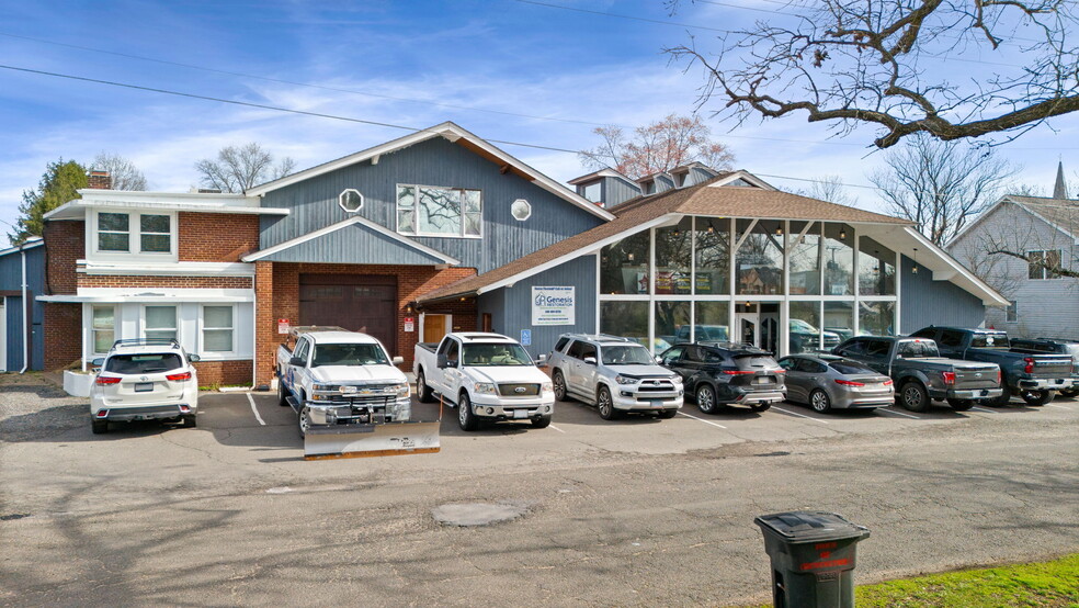 More Photos Of 101 E Marshall St, Remington Storefront Retail Office For Lease