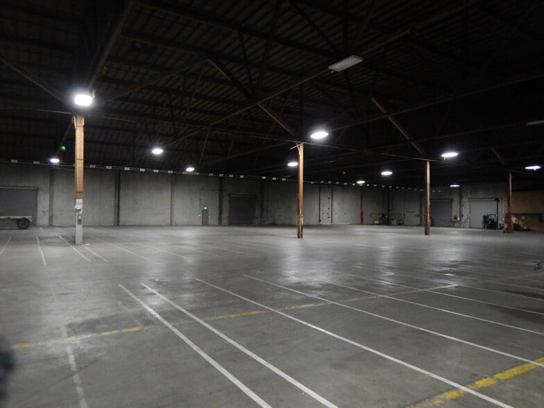 More Photos Of 2777 N Highway 59, Merced Warehouse For Lease