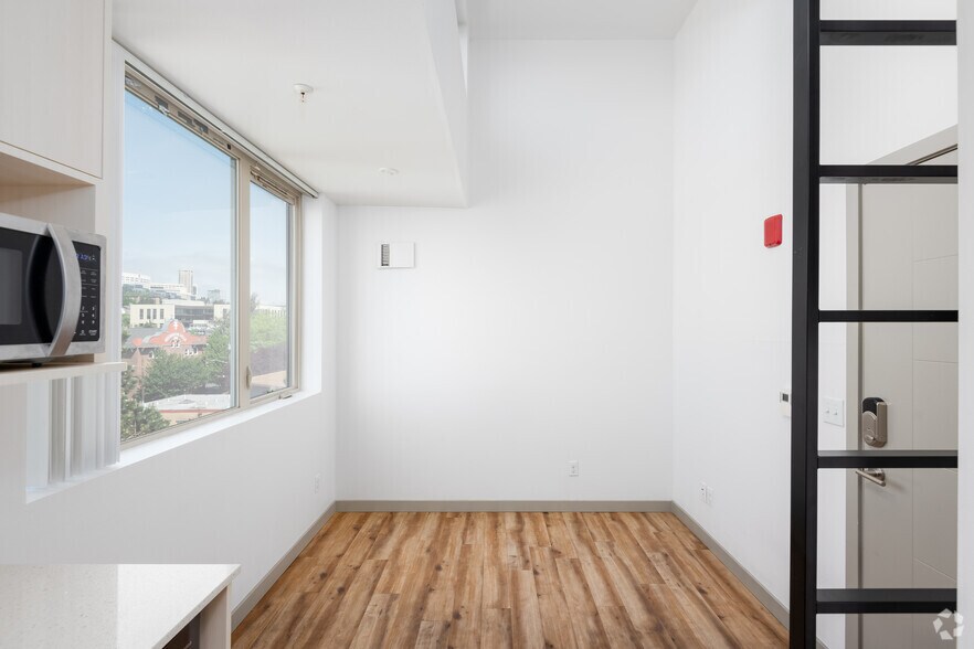 More Photos Of 1414 E Yesler Way, Seattle Apartments For Sale