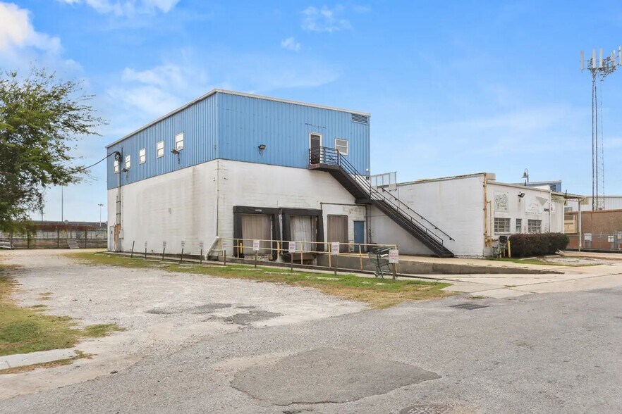 More Photos Of 5900 S Front St, New Orleans Refrigeration Cold Storage For Sale