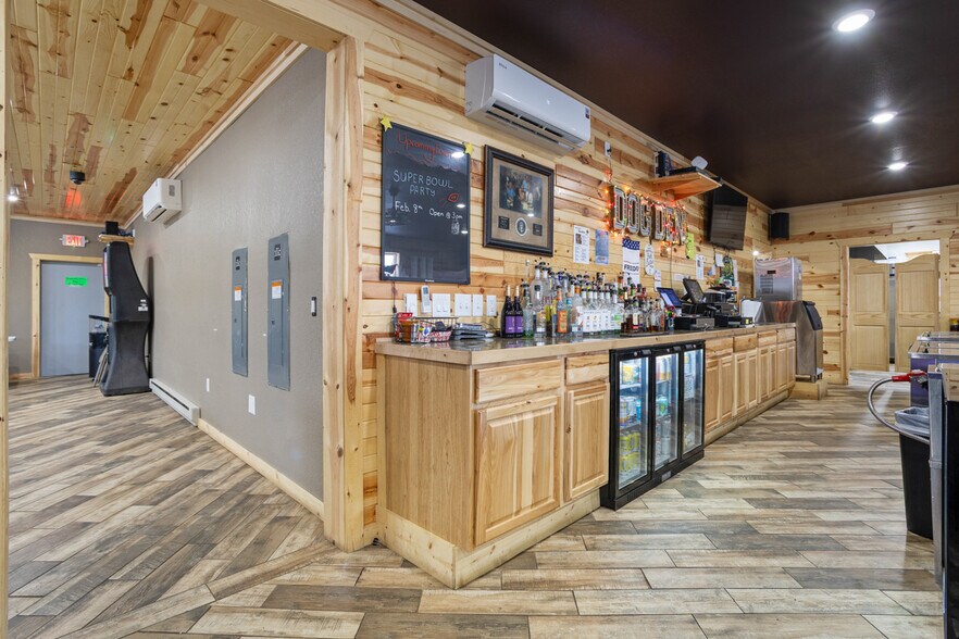 More Photos Of 220 Main St, Butte Restaurant For Sale