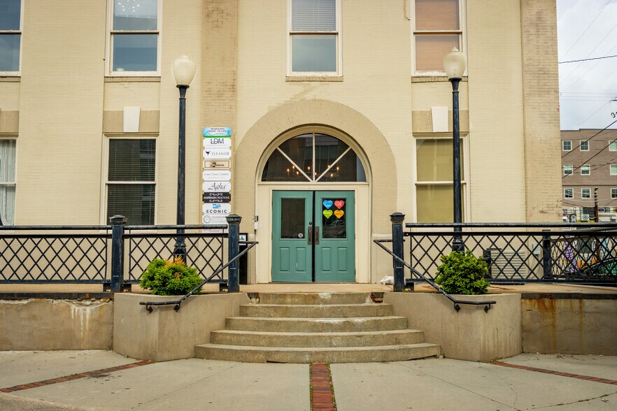 More Photos Of 701 P St, Lincoln Office For Lease
