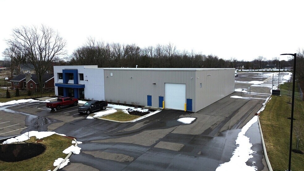 More Photos Of 6892 Salem Ave, Clayton Industrial For Lease