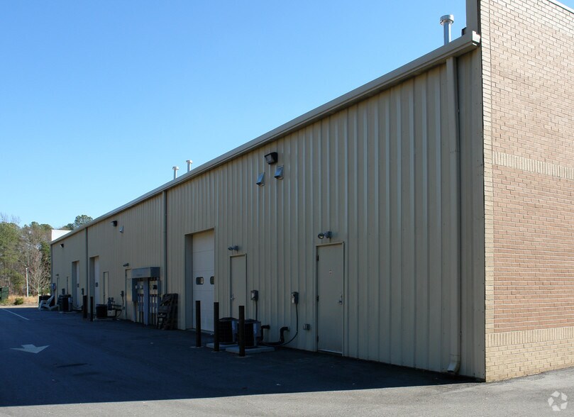 More Photos Of 1104 Great Falls Ct, Knightdale Light Distribution For Lease